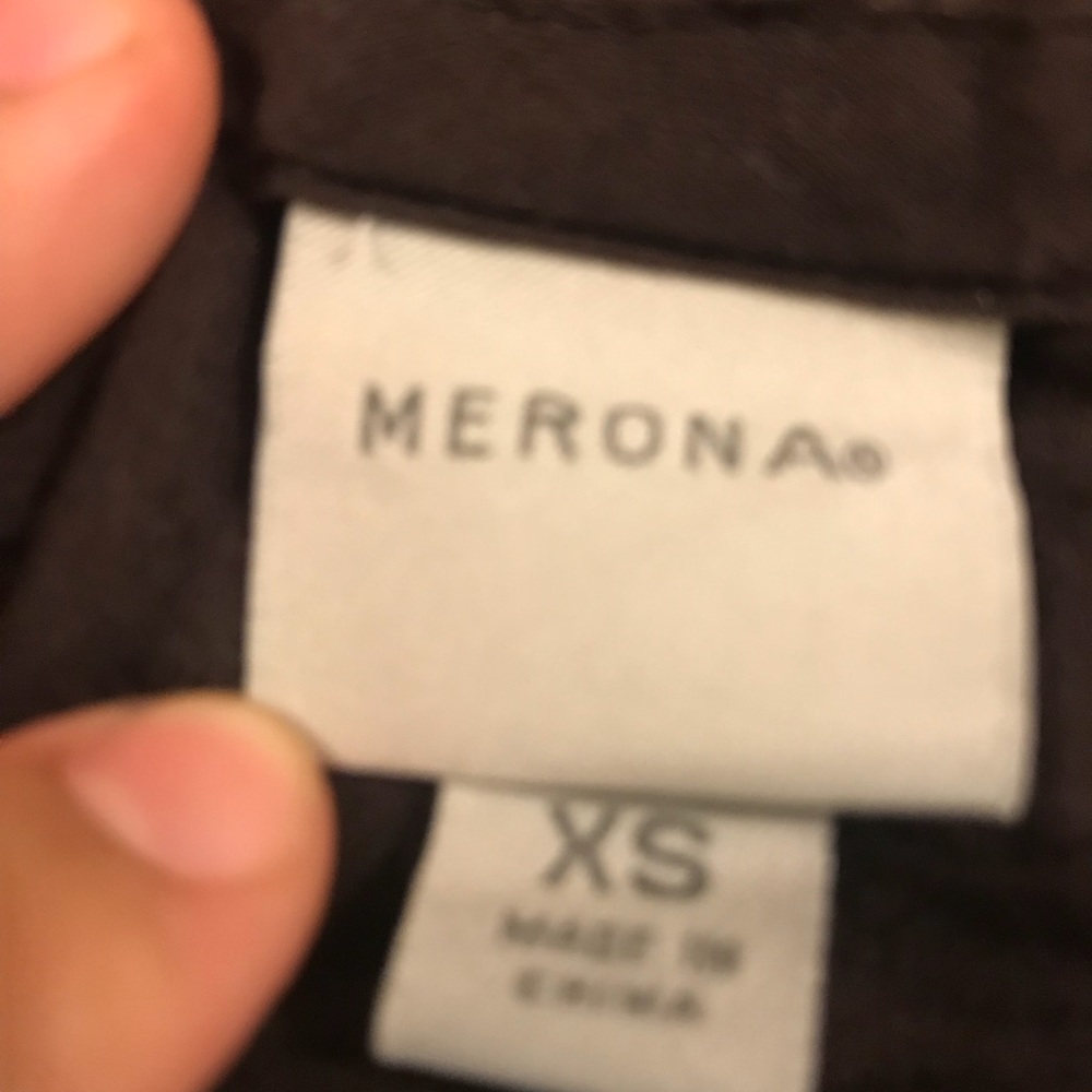 Top - Picture 2 of 3